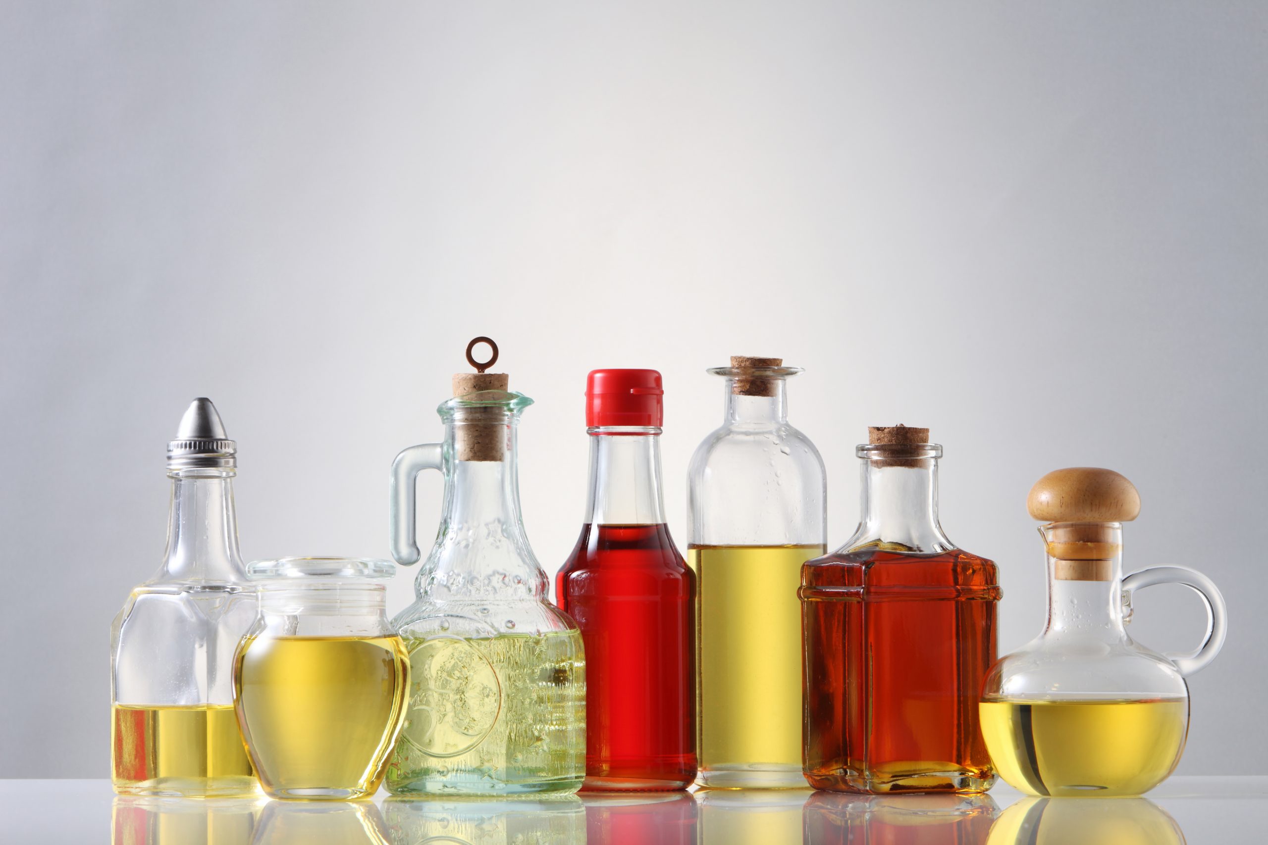 Vegetable oil palm oil glass bottle