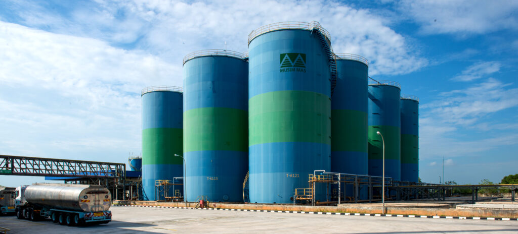 musim mas oil tanks